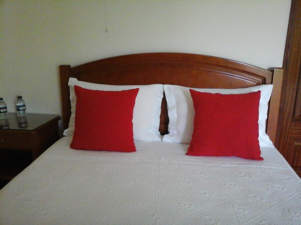 Residencial Idalio Hotel Odemira Cameră foto